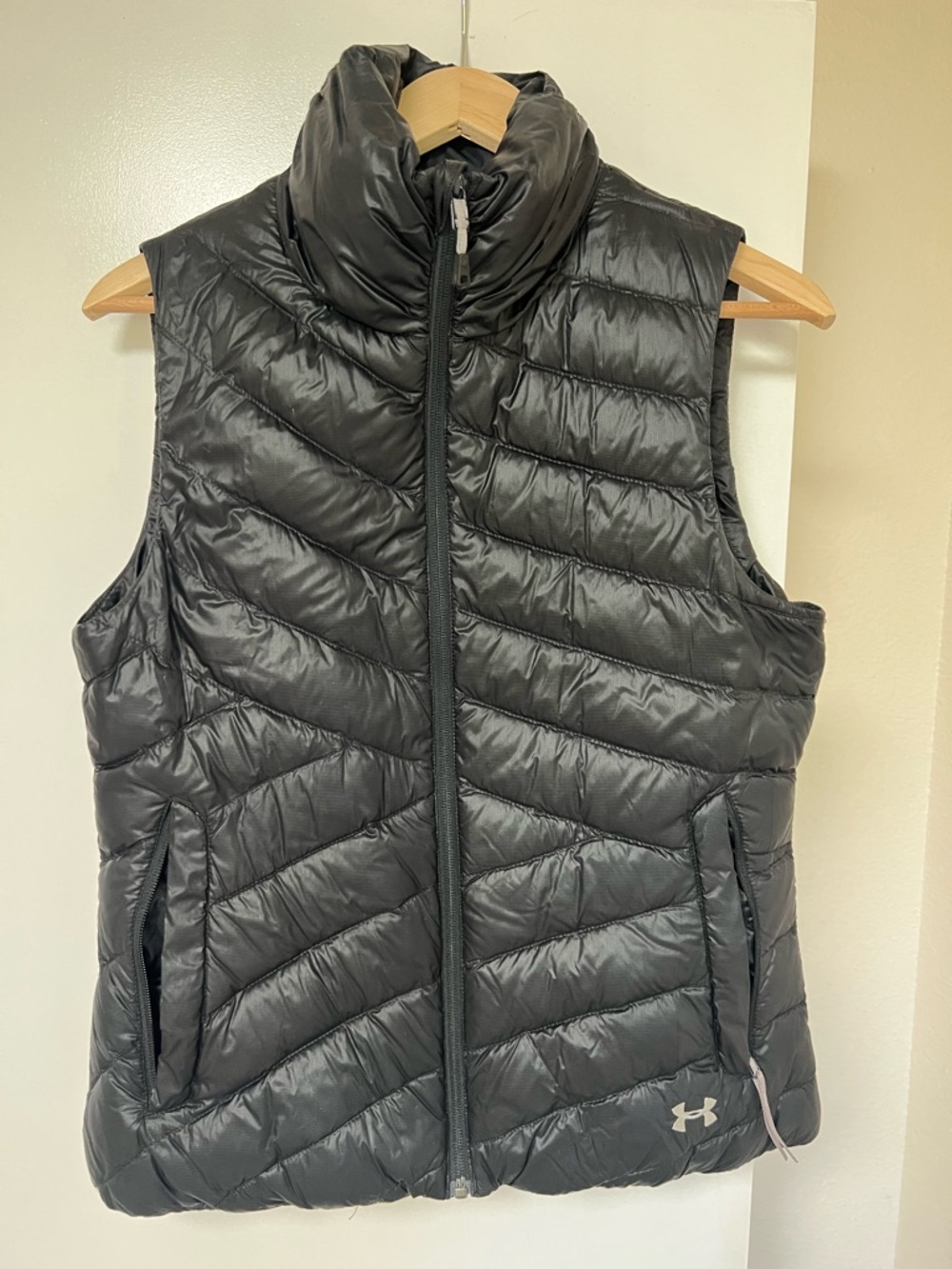 Under Armour Women's Black Quilted Packable Puffer Vest